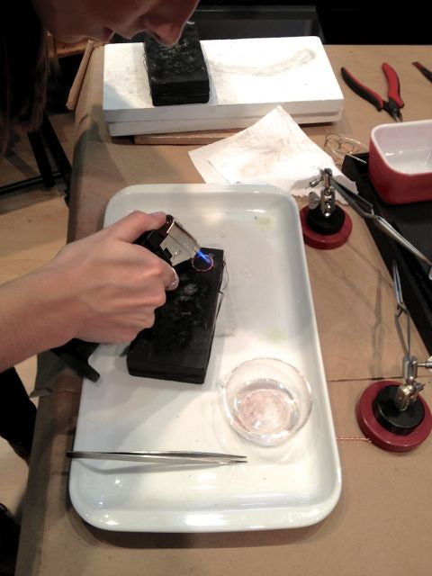 workshop / intro to working with metals + making HOOP or RIBBON EARRINGS
